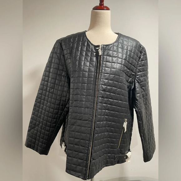 Pamela McCoy Jackets & Blazers - NWOT Pamela McCoy black quilted leather jacket. Size 2x.